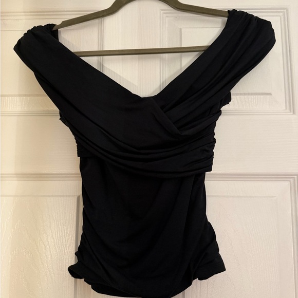 Abercrombie Off-Shoulder Top - Picture 4 of 5